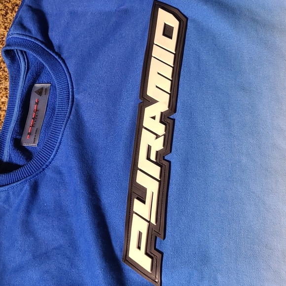 *Black Pyramid* T-shirt - Picture 3 of 3